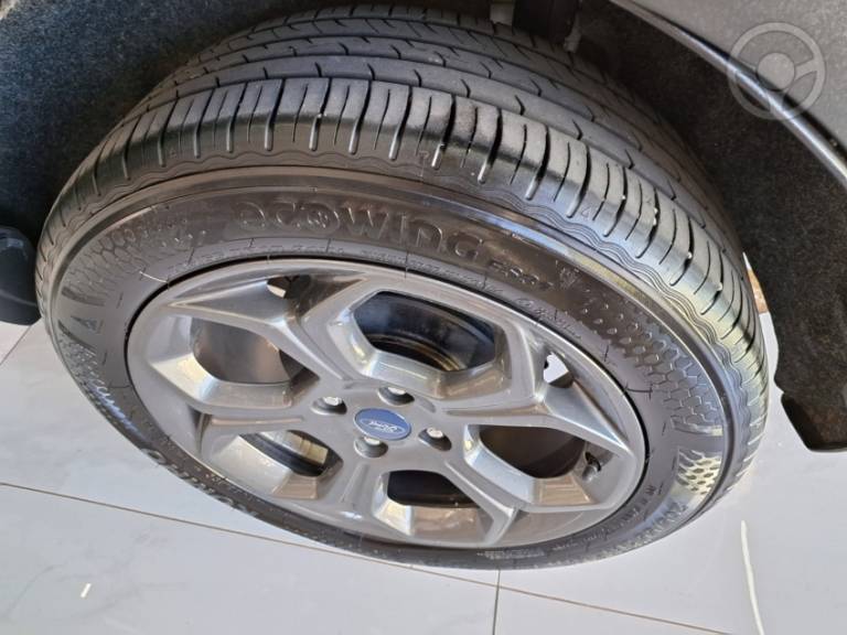 FORD - ECOSPORT 2.0 STORM 4WD 16V FLEX 4P AUTOMÁTICO - 2019/2020 - PRATA - R$ 81.900,00
