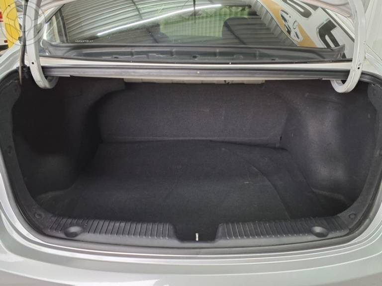 HYUNDAI - HB20S 1.6 COMFORT PLUS 16V FLEX 4P AUTOMÁTICO - 2015/2015 - PRATA - R$ 56.900,00