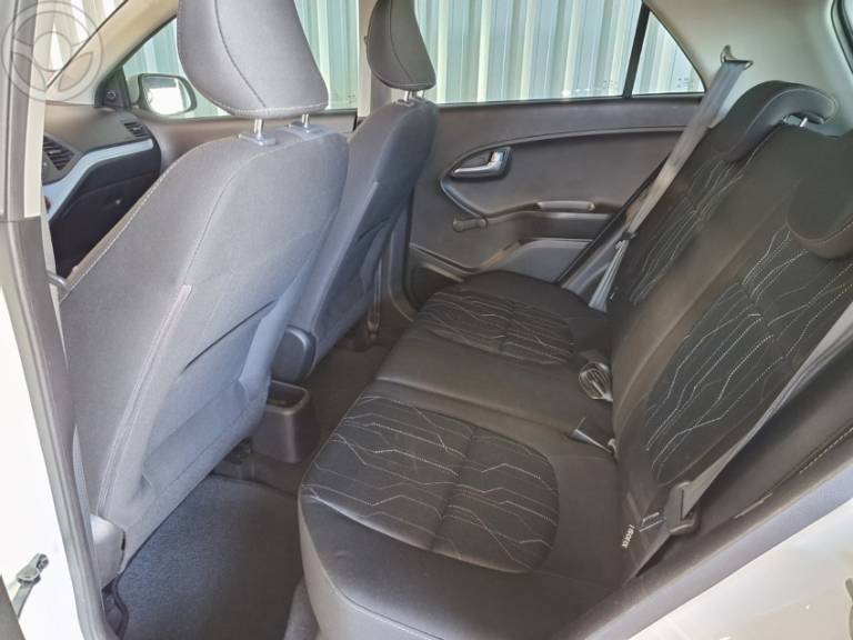 KIA MOTORS - PICANTO 1.0 EX 12V FLEX 4P MANUAL - 2015/2016 - BRANCA - R$ 44.900,00