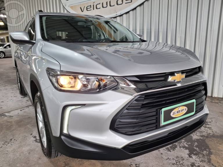CHEVROLET - TRACKER 1.0 12V LT TURBO FLEX 4P AUTOMÁTICO - 2022/2023 - PRATA - R$ 103.900,00