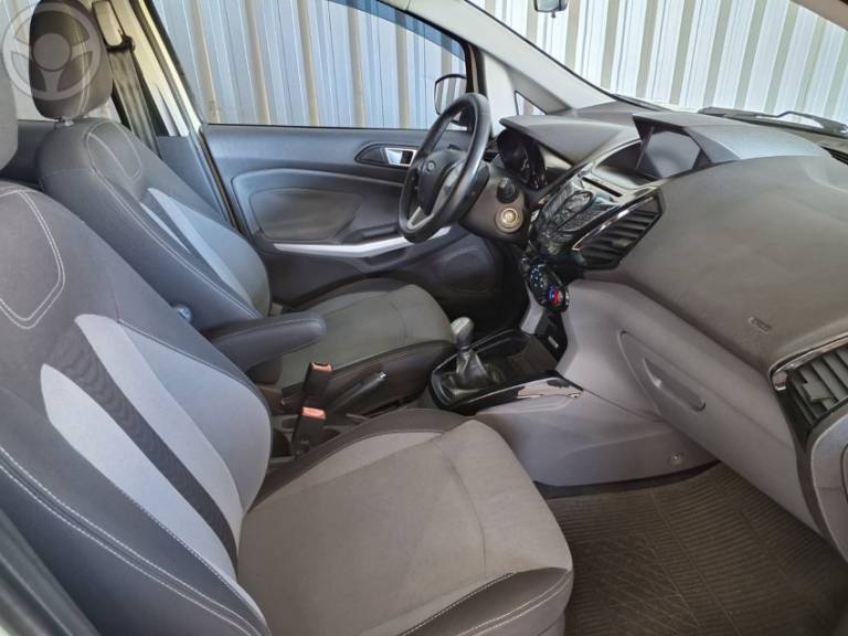 FORD - ECOSPORT 1.6 FREESTYLE 16V FLEX 4P MANUAL - 2014/2015 - BRANCA - R$ 58.000,00