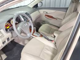 TOYOTA - COROLLA 1.8 SE-G 16V FLEX 4P AUTOMÁTICO - 2008/2009 - BEGE - R$ 58.900,00