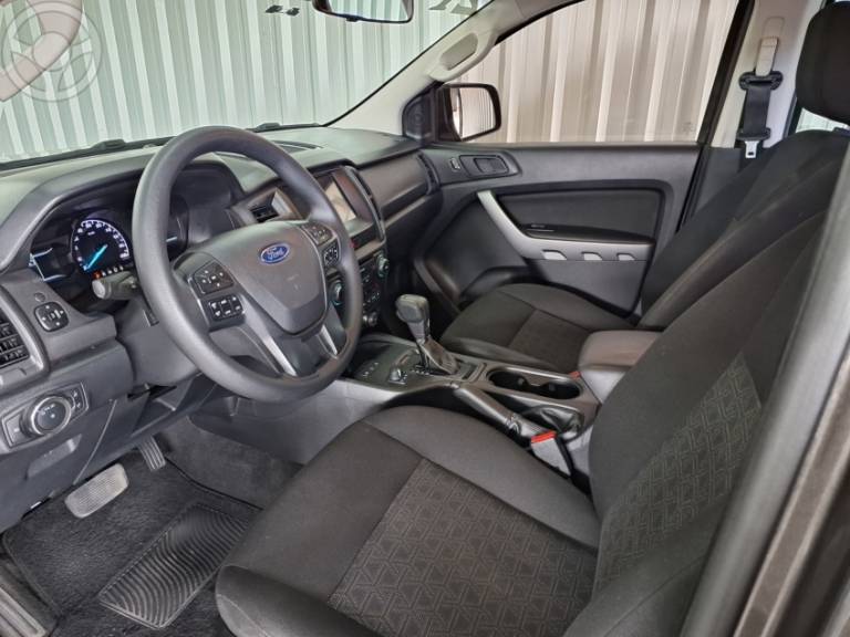 FORD - RANGER 2.2 XLS 4X4 CD 16V DIESEL 4P AUTOMÁTICO - 2020/2021 - CINZA - R$ 146.900,00