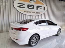 HYUNDAI - ELANTRA 2.0 16V FLEX 4P AUTOMÁTICO - 2016/2017 - BRANCA - R$ 79.900,00