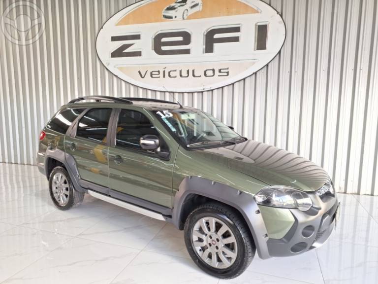 FIAT - PALIO 1.8 MPI ADVENTURE WEEKEND 16V FLEX 4P MANUAL - 2014/2015 - VERDE - R$ 49.900,00