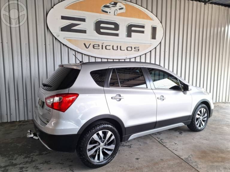 SUZUKI - S-CROSS 1.4 4STYLE-S ALLGRIP 16V TURBO 4P AUTOMÁTICO - 2017/2018 - PRATA - R$ 93.500,00