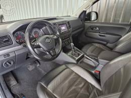 VOLKSWAGEN - AMAROK 2.0 4X4 TDI COMFORTILINE CD DIESEL 4P AUTOMÁTICO - 2019/2020 - CINZA - R$ 127.900,00