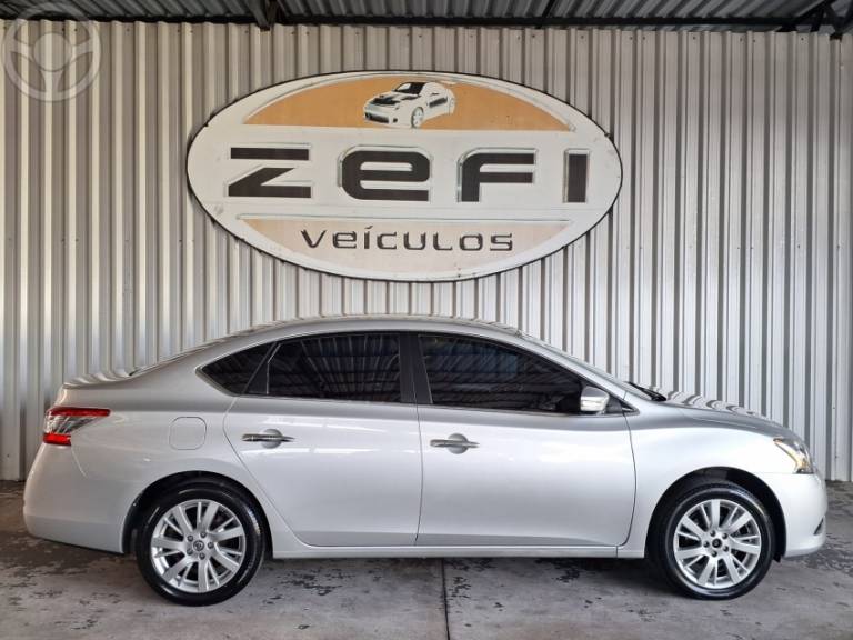 NISSAN - SENTRA 2.0 SL 16V FLEX 4P AUTOMÁTICO - 2014/2015 - PRATA - R$ 56.900,00