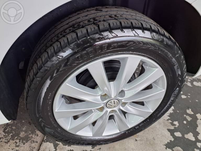 VOLKSWAGEN - SPACEFOX 1.6 MI TREND 8V FLEX 4P MANUAL - 2012/2012 - BRANCA - R$ 41.900,00