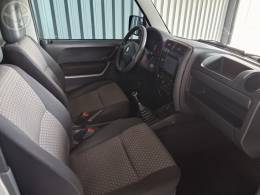 SUZUKI - JIMNY 1.3 4ALL 4X4 16V 2P MANUAL - 2010/2011 - PRATA - R$ 61.500,00