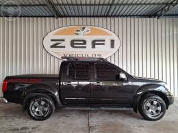 NISSAN - FRONTIER 2.5 LE ATTACK 4X4 CD TURBO ELETRONIC DIESEL 4P AUTOMÁTICO - 2012/2013 - PRETA - R$ 99.900,00