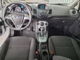 FORD - FIESTA 1.6 SE HATCH 16V FLEX 4P AUTOMÁTICO - 2015/2016 - BRANCA - R$ 51.900,00