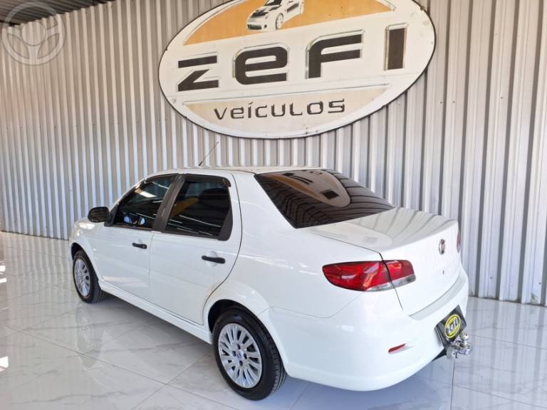 FIAT - SIENA 1.0 MPI EL 8V FLEX 4P MANUAL - 2014/2015 - BRANCA - R$ 31.500,00