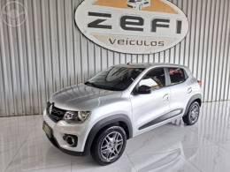 RENAULT - KWID 1.0 12V SCE FLEX INTENSE MANUAL - 2017/2018 - PRATA - R$ 38.900,00