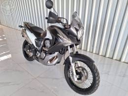 HONDA - XL 700V TRANSALP - 2014/2014 - BRANCA - R$ 34.900,00