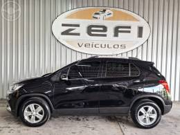CHEVROLET - TRACKER 1.4 16V TURBO FLEX LT AUTOMÁTICO - 2018/2018 - PRETA - R$ 81.900,00
