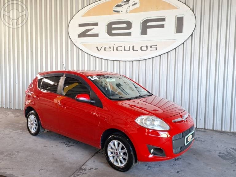 FIAT - PALIO 1.0 MPI ATTRACTIVE 8V FLEX 4P MANUAL - 2013/2014 - VERMELHA - R$ 38.500,00