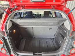 CHEVROLET - SONIC 1.6 LT 16V FLEX 4P MANUAL - 2012/2013 - VERMELHA - R$ 38.500,00