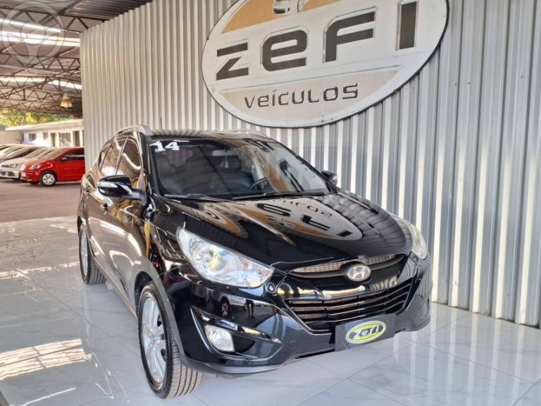 HYUNDAI - IX35 2.0 MPI 4X2 16V FLEX 4P AUTOMÁTICO - 2013/2014 - PRETA - R$ 72.900,00