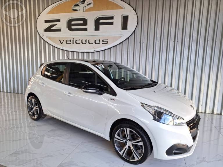 PEUGEOT - 208 1.6 THP GT 16V FLEX 4P MANUAL - 2016/2017 - BRANCA - R$ 69.900,00