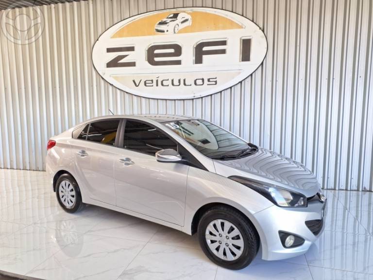 HYUNDAI - HB20S 1.6 COMFORT PLUS 16V FLEX 4P AUTOMÁTICO - 2015/2015 - PRATA - R$ 54.900,00